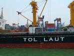 program-kontainer-masuk-desa-merupakan-inovasi-dari-tol-laut.jpg