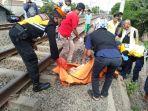 proses-evakuasi-jenazah-di-rel-kereta-api-d.jpg
