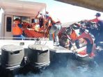 proses-evakuasi-korban-di-danau-batur_20170718_114650.jpg