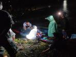 proses-evakuasi-korban-tenggelam-di-sungai-sekadau-desa-nanga-mentukak.jpg