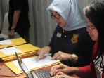 proses-identifikasi-korban-lion-air-pk-lqp-oleh-tim-dvi-1_20181102_163923.jpg