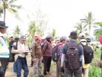 proses-pengukuran-lahan-calon-bandara-di-kecamatan-temon_20151204_085129.jpg