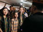 prosesi-adat-penyerahan-betrand-peto-kepada-ruben-onsu.jpg