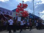 prosesi-pelepasan-balon-dalam-deklarasi-komit.jpg