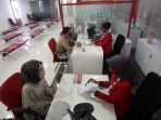 protokol-kesehatan-diberlakukan-bank-dki-dalam-layani-nasabah_20200706_074418.jpg