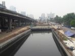 proyek-normalisasi-kali-grogol-jakarta-barat_20161130_110800.jpg