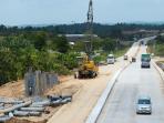 proyek-pembangunan-jalan-tol-balikpapan-samarinda-di-kalimantan-timur_20160830_084943.jpg