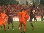 psm-makassar-berduel-dengan-persija-jakarta.jpg