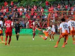 psm-makassar-vs-pusam-borneo-fc_20150305_140936.jpg
