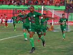 psms-medan-imbangi-madura-united_20181118_092858.jpg