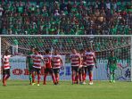 psms-medan-imbangi-madura-united_20181118_092900.jpg