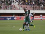 pss-sleman-imbangi-madura-united_20190929_204731.jpg