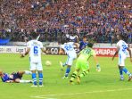 pssi-semarang-pukul-telak-persib-bandung-3-0_20181119_153439.jpg