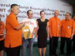 pt-pos-indonesia-nn_20160501_151535.jpg