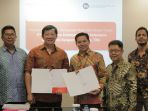 pt-sampoerna-telekomunikasi-indonesia_20171201_060500.jpg