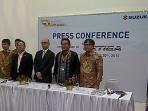 pt-suzuki-indomobil-sales-di-booth-suzuki-giias_20150820_213116.jpg