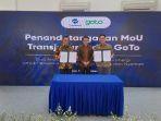 pt-transportasi-jakarta-akan-menggunakan-dompet-virtual-go-pay.jpg