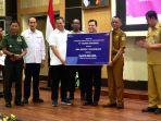 TASPEN Salurkan Bantuan Sembako dan Beasiswa Pendidikan untuk Masyarakat di Sumatera Selatan