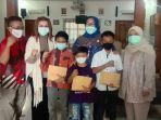 puan-berikan-bantuan-pendidikan-untuk-vino-anak-yatim-piatu-karena-covid-19.jpg