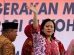 puan-maharani-minum-jamu-bersama-ribuan-pelajar_20150403_155044.jpg