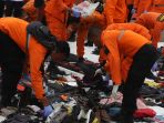 puing-pesawat-lion-air-dan-barang-yang-ditemukan_20181030_175223.jpg