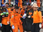 puing-pesawat-lion-air-dan-barang-yang-ditemukan_20181030_180209.jpg