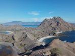 pulau-padar-di-kawasan-taman-nasional-komodo.jpg