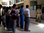 puluhan-pelajar-bolos-diberi-hukuman-ini-oleh-satpol-pp-solo_20170207_193441.jpg