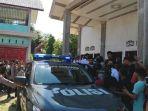 puluhan-personel-polisi-menjemput-pemuda-az-111.jpg