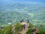 puncak-gunung-kukusan.jpg