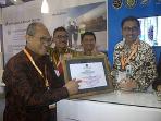 pusat-logistik-berikat-gmf-aero-asia_20161019_151247.jpg