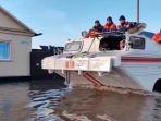 putin-tetapkan-status-darurat-pasca-bendungan-orenburg-4-500-orang-di-evakuasi-akibat-banjir.jpg