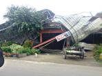 puting-beliung_20160913_142512.jpg