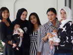 putri-anne-dan-savira-kunjungi-bayi-fitri-ayu.jpg