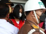 putri-candrawathi-jadi-tahanan-kejagung_20221005_183113.jpg