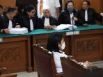 putri-candrawathi-jalani-sidang-tuntutan_20230118_121307.jpg