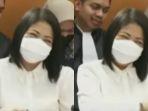 putri-candrawathi-tertawa-saat-sidang-lanjutan-kasus-pembunuhan-brigadir-j.jpg