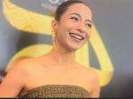Putri Marino Tertawa, Sering Diisukan Cerai dengan Chicco Jerikho Karena Jarang Posting Foto Bareng