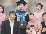 putri-titian-beserta-ayah-dan-keluarga.jpg