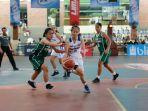 putri-universitas-esa-unggul-vs-putri-perbanas-institute-di-semifinal-lima-basket-jakarta.jpg