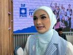 putri-zulkifli-hasan-di-kantor-dpp-pan-warung-buncit.jpg
