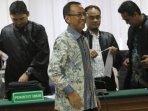 putusan-sela-sidang-jero-wacik_20151007_014302.jpg