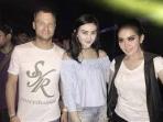 puty-dan-syahrini_20151211_152924.jpg