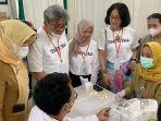 r-artsanti-yus-ade-palguna-bersama-kepala-puskesmas-senen-dr-hayfah.jpg