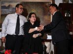rachmawati-didampingi-yusril-konpers-terkait-dugaan-makar_20161208_154117.jpg