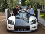 raditya-dika-dan-raffi-ahmad-berpose-jpg_20170806_082057.jpg
