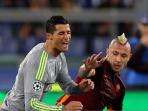 radja-nainggolan-tkelronaldo_20160218_212001.jpg