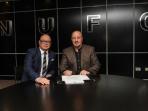 rafael-benitez-resmi-perpanjang-kontrak_20160526_142910.jpg