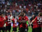 rafael-leao-tengah-merayakan-kemenangan-2-0-atas-atalanta.jpg