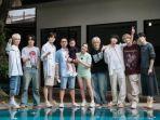 Raffi Ahmad Ajak Personel NCT 127 Main ke Andara Usai Konser, Doyoung Pamer Foto Gemas Bareng Cipung